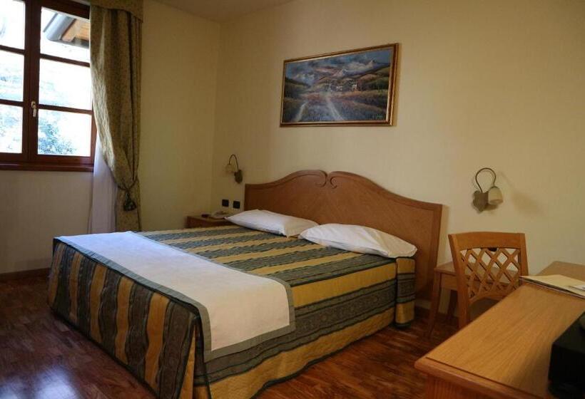 בית מלון כפרי Camoretti