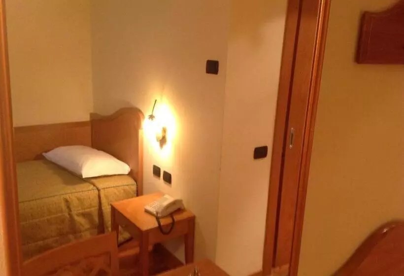 Hotelli Camoretti