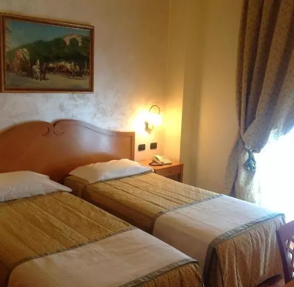 Hotelli Camoretti