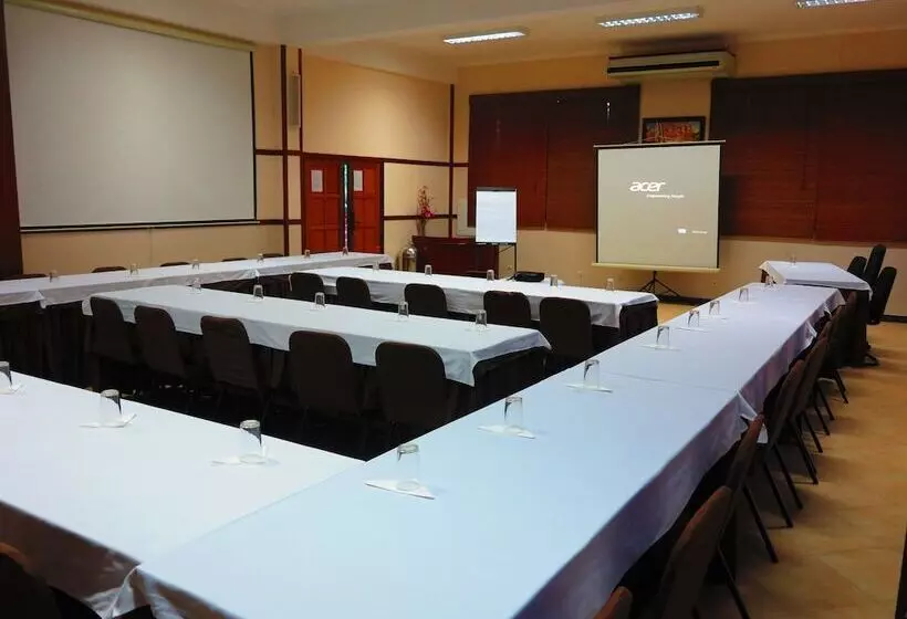 Hotel Castelo Branco