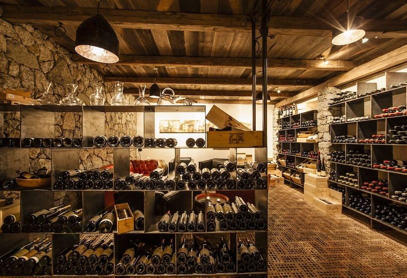 هتل Der Weinmesser