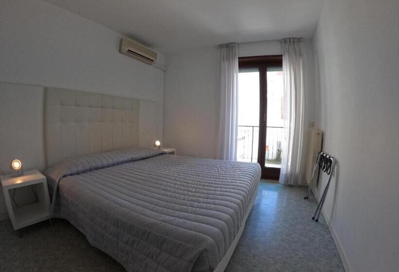 فندق Euro Meublé