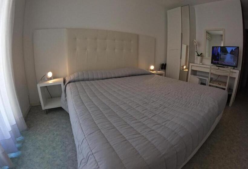 فندق Euro Meublé