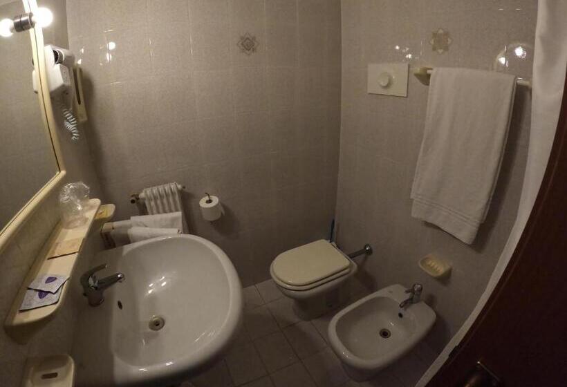 فندق Euro Meublé