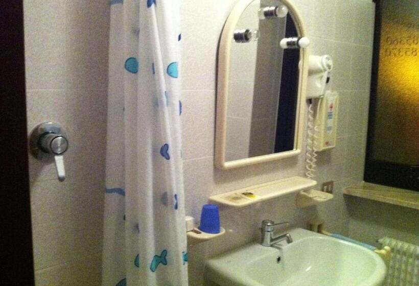 فندق Euro Meublé