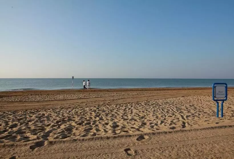 هتل Horizonte