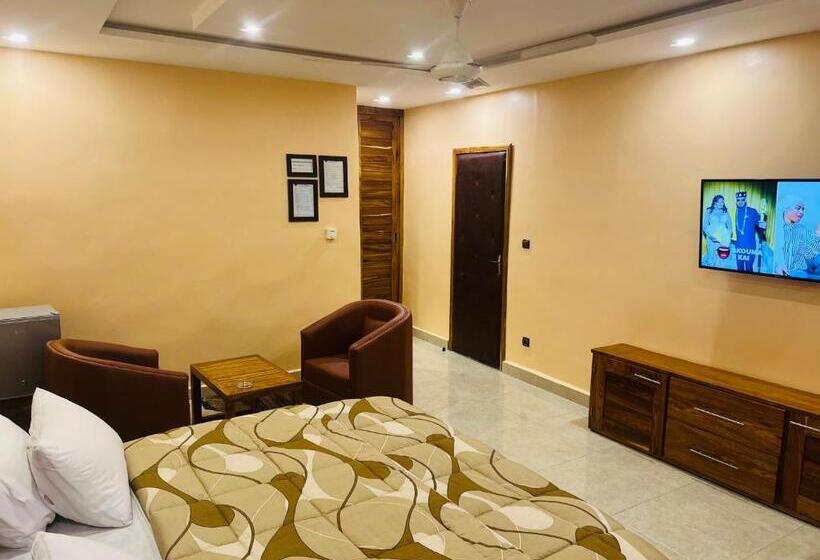 בית מלון כפרי Le Baobab