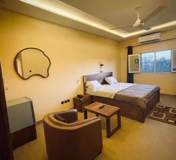 בית מלון כפרי Le Baobab