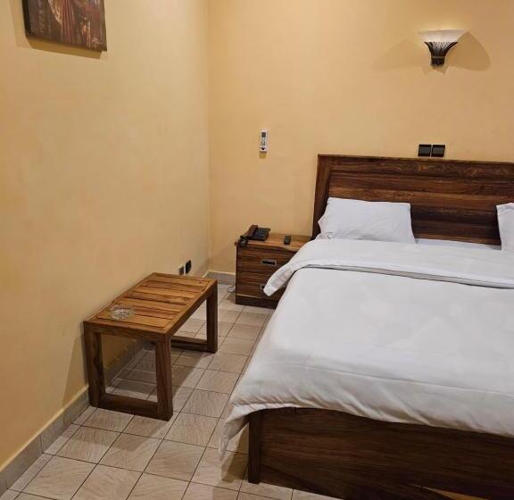 בית מלון כפרי Le Baobab