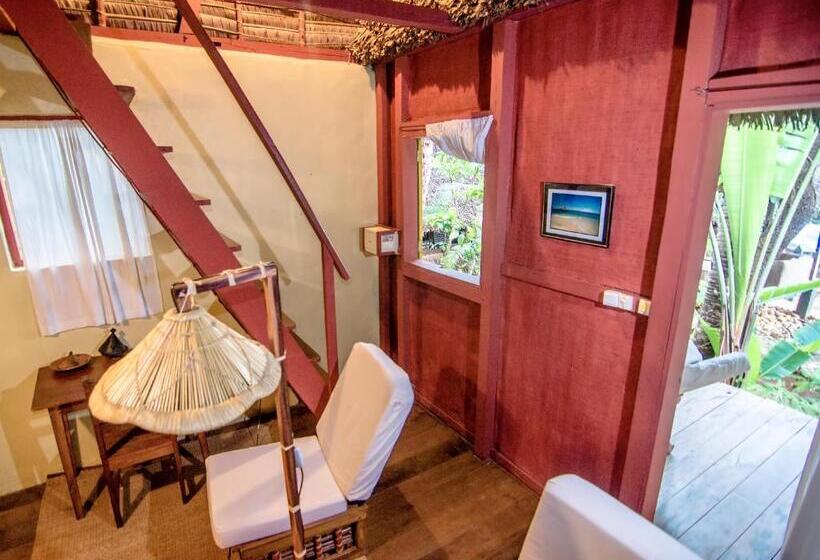 هتل Les Bungalows D Ambonara