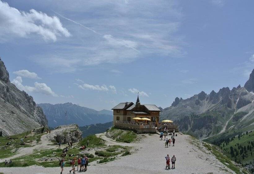 בית מלון כפרי Miravalle