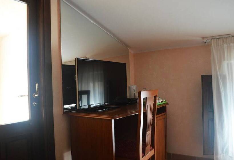 Hotel Palazzo Krataiis