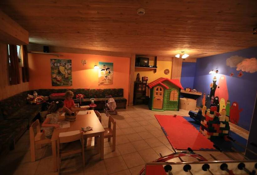 בית מלון כפרי Renè Dolomites Boutique