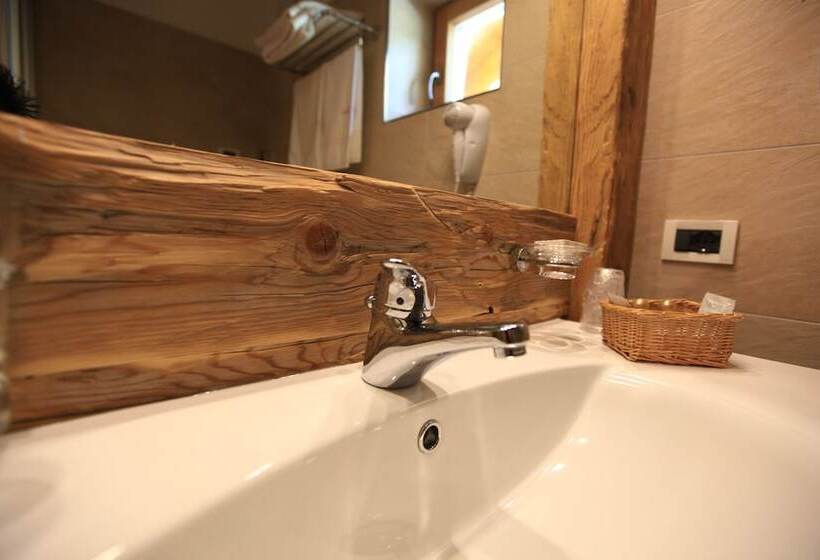 בית מלון כפרי Renè Dolomites Boutique