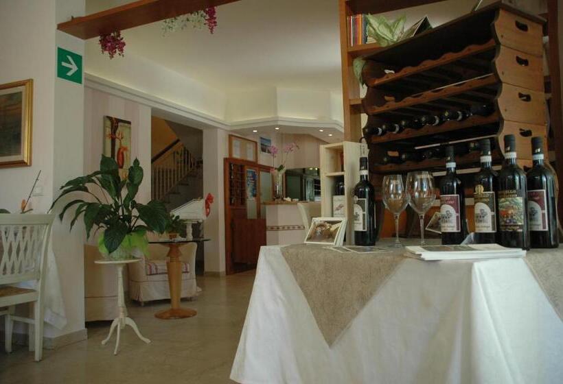 فندق Ristorante La Terrazza