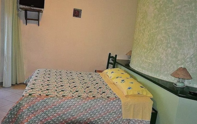 Hotelli S Ustiarvu