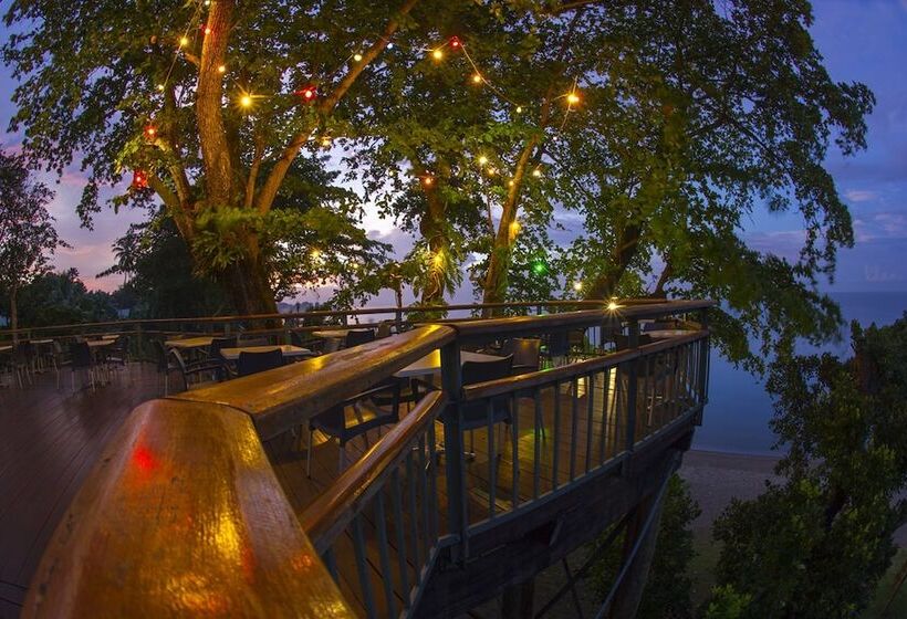 Kokopo Beach Bungalow Resort