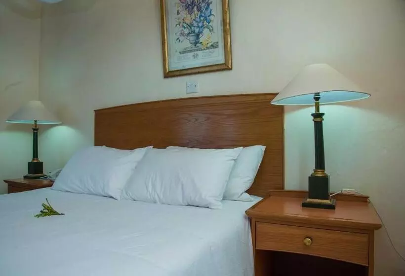 استراحتگاه Sunbird Ku Chawe