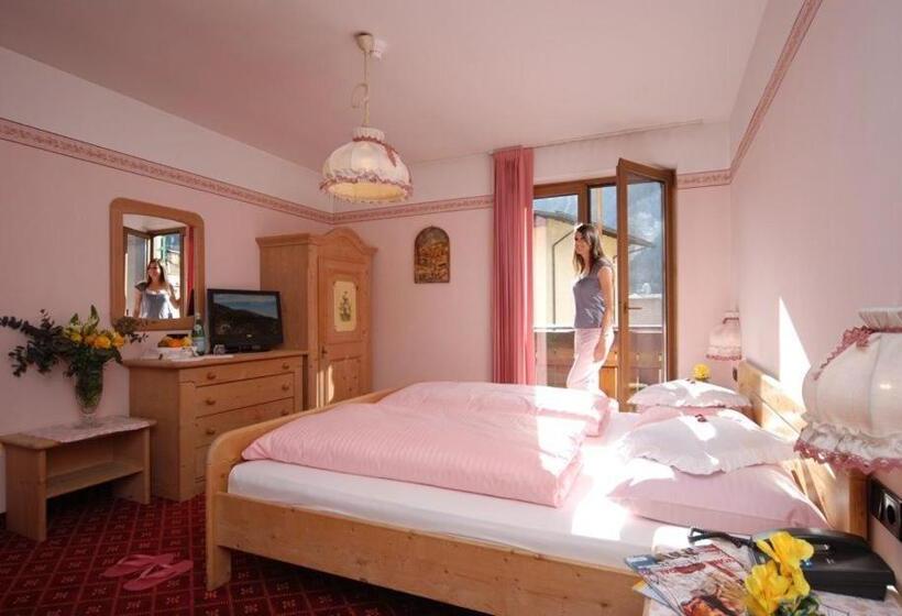 Sport Hotel Sass Maor