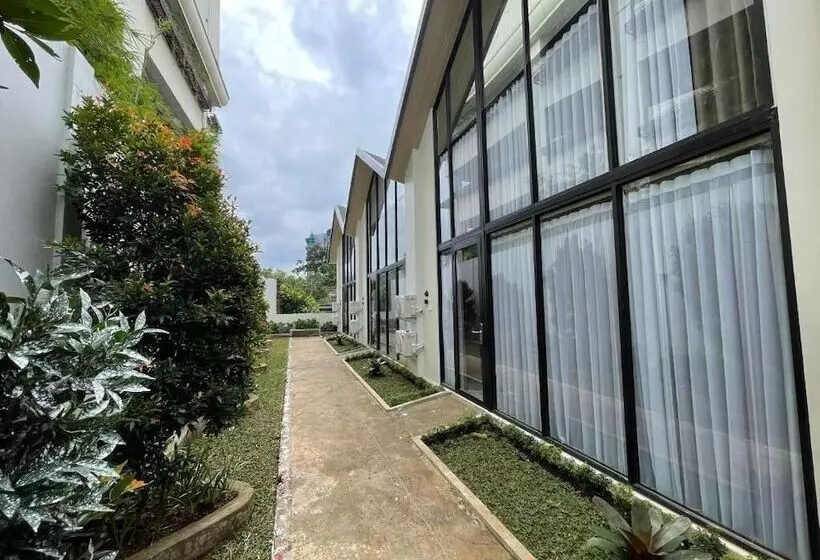 Hotelli Azana Essence Sanggabuana Bogor