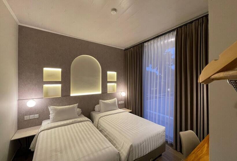 Hotel Azana Essence Sanggabuana Bogor