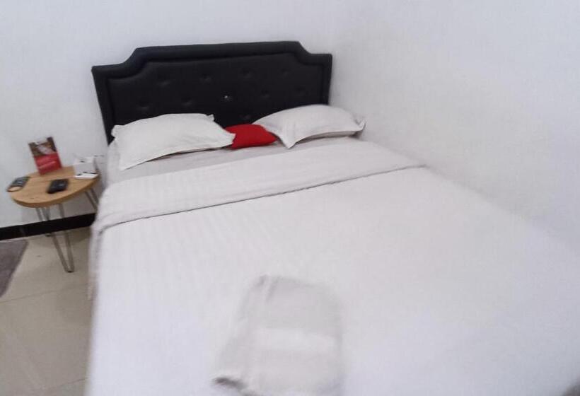 Hotel Oyo 93777 Aulia Residence