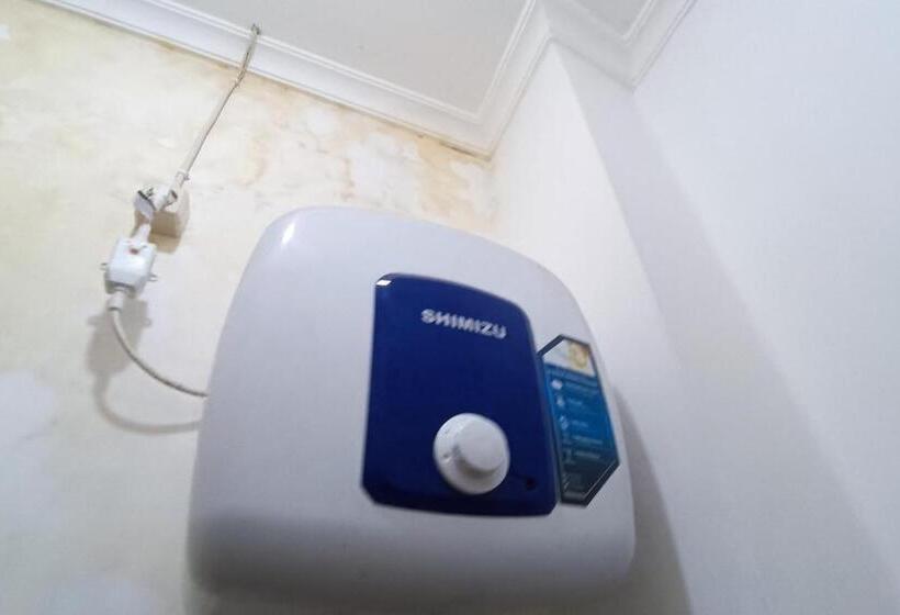 Hotel Oyo 93777 Aulia Residence