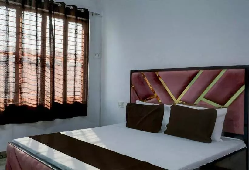 Flagship Triveni Hotel And Restaurant