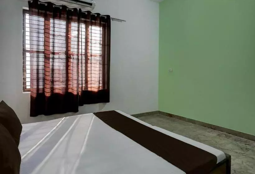 Flagship Triveni Hotel And Restaurant
