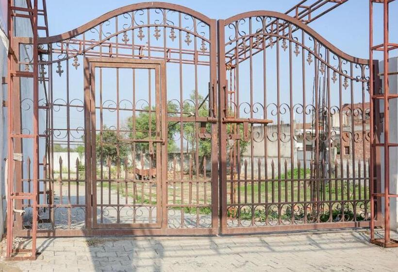 Flagship Triveni Hotel And Restaurant