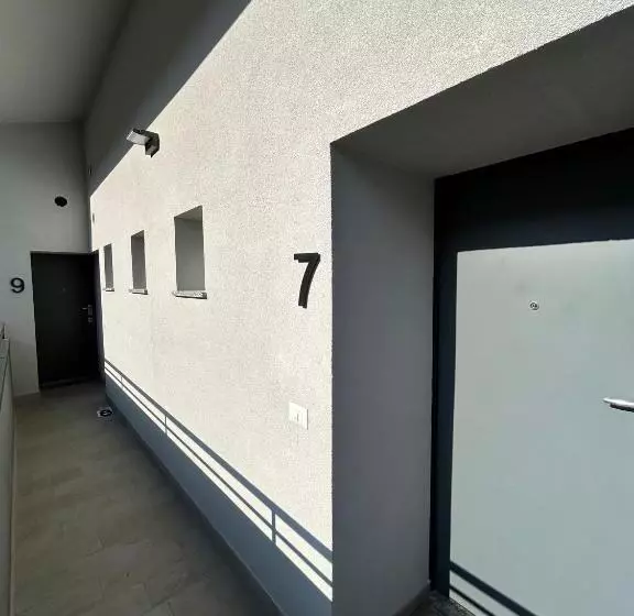 Majatalo Lake Home Apartments