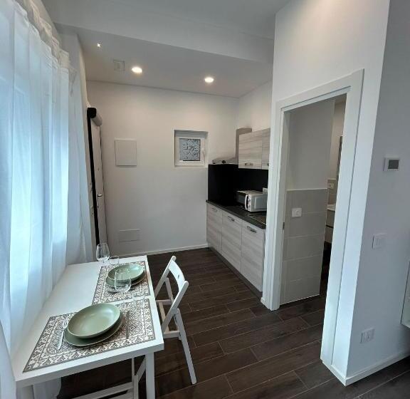 ペンション Lake Home Apartments