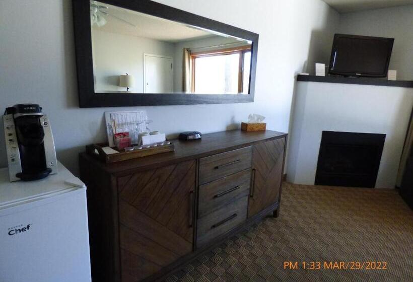 旅馆 Log Cabin Inn