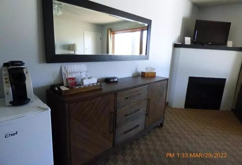 Retkeilymaja Log Cabin Inn