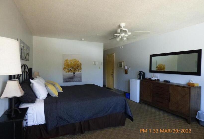 旅馆 Log Cabin Inn