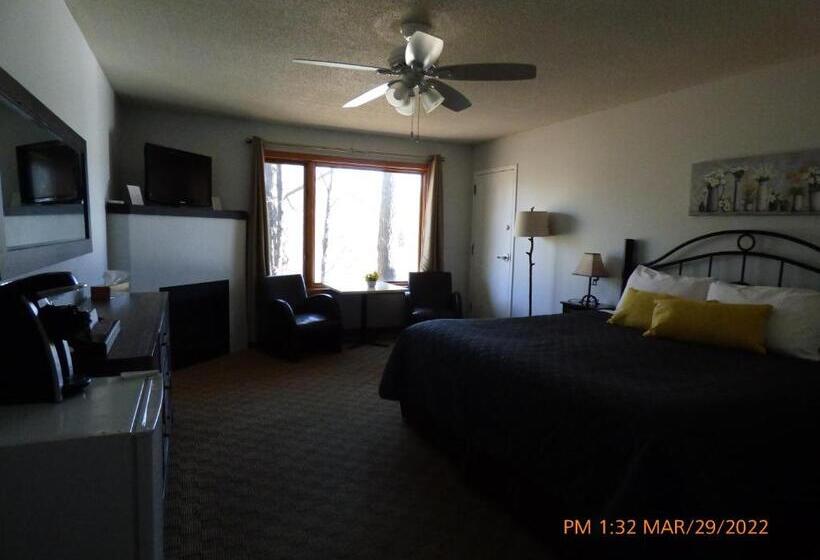 旅馆 Log Cabin Inn