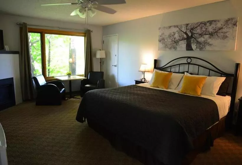 Retkeilymaja Log Cabin Inn