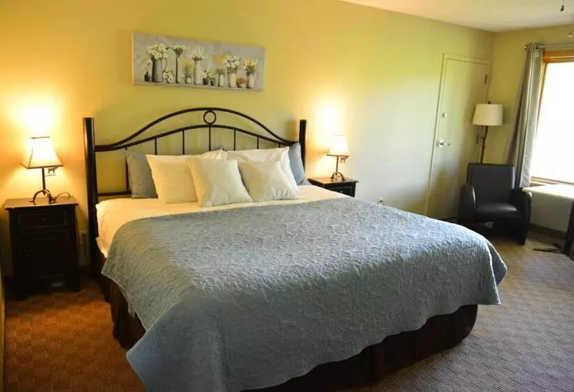 Retkeilymaja Log Cabin Inn