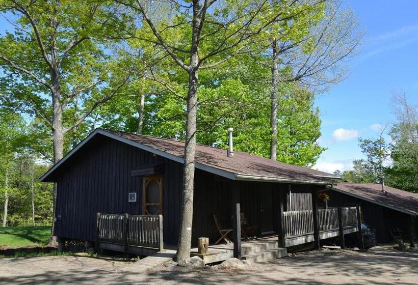 旅馆 Log Cabin Inn