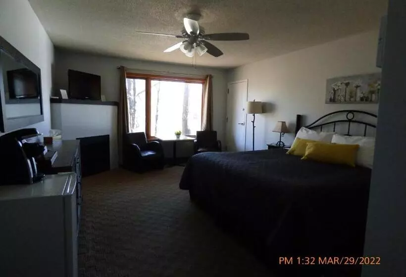 Retkeilymaja Log Cabin Inn