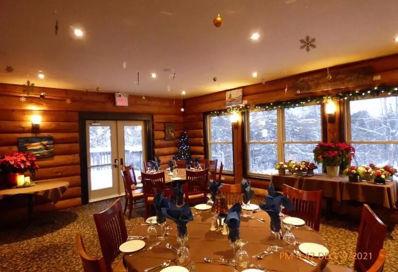 Retkeilymaja Log Cabin Inn