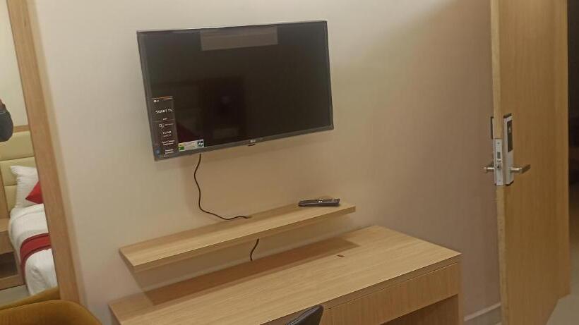 Отель Indralok Inn