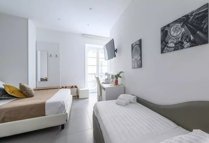 Hotiday Room Collection   Napoli Sant Arcangelo