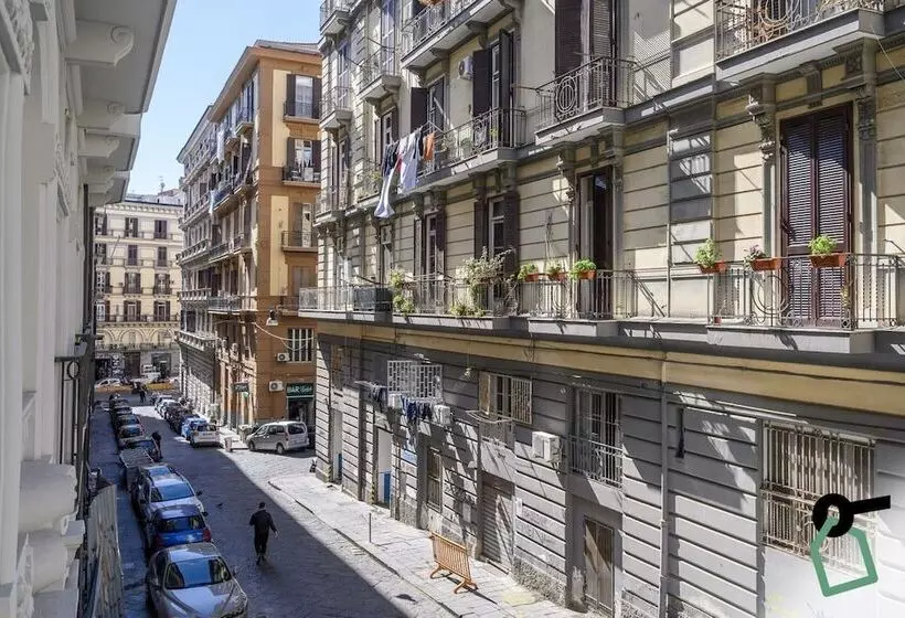 Hotiday Room Collection   Napoli Sant Arcangelo