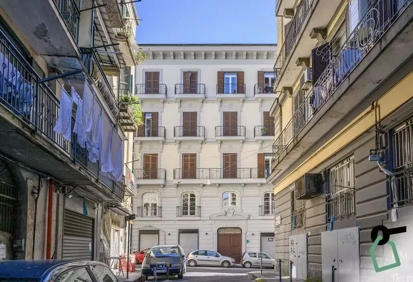 Hotiday Room Collection   Napoli Sant Arcangelo