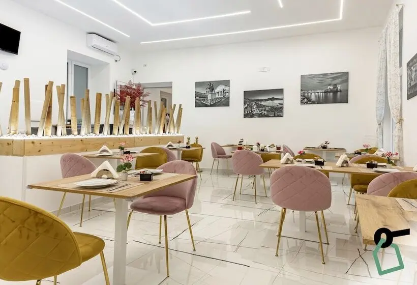 Hotiday Room Collection   Napoli Sant Arcangelo
