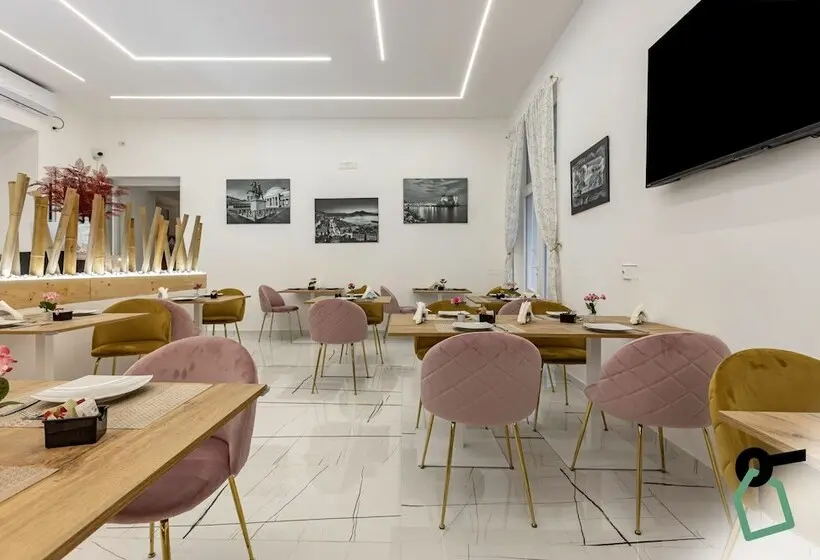 Hotiday Room Collection   Napoli Sant Arcangelo