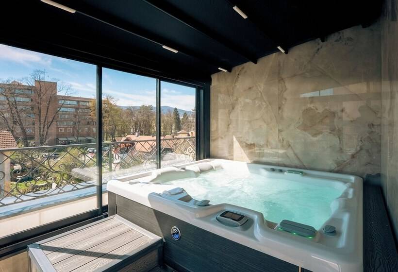 هتل Kocka Vrnjačka Banja