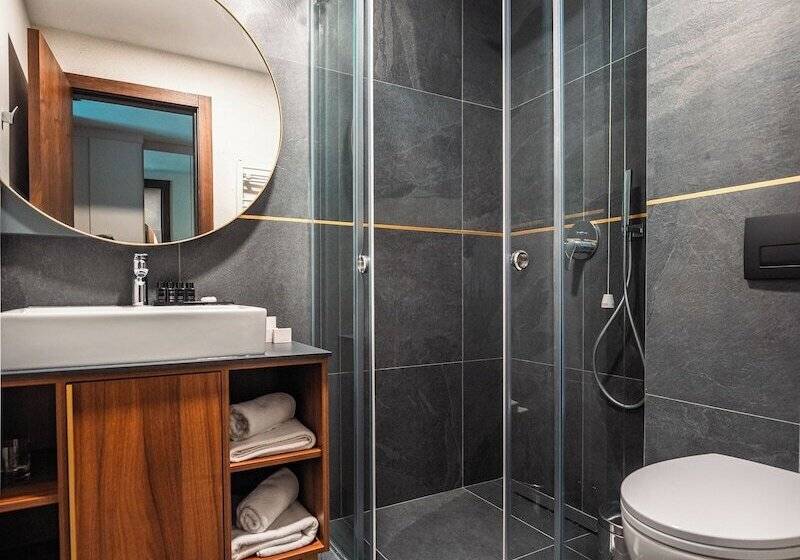 هتل Kocka Vrnjačka Banja