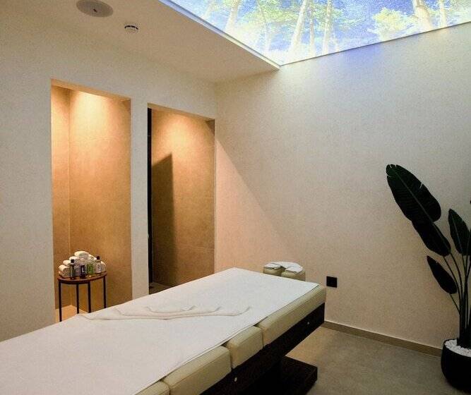 هتل Kocka Vrnjačka Banja